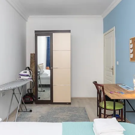 Centrally Located Close To Historical Places Appartement *
